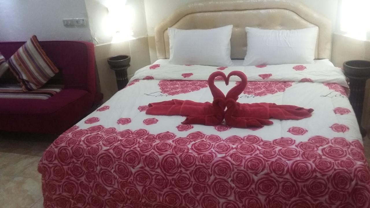 Jasmin Guest House Pattaya Buitenkant foto